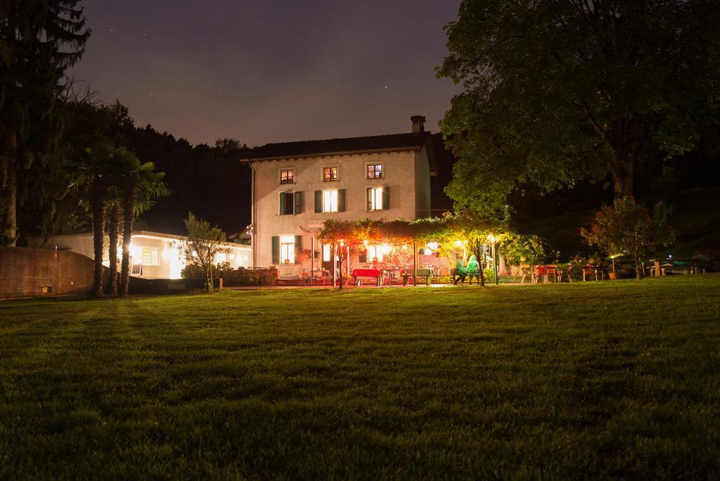 Ostello & Camping Riposo Otel Losone Dış mekan fotoğraf